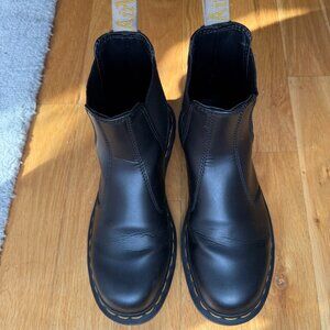 Unisex great condition Chelsea vegan black Dr. Martens (Women's 8, Men's 7)